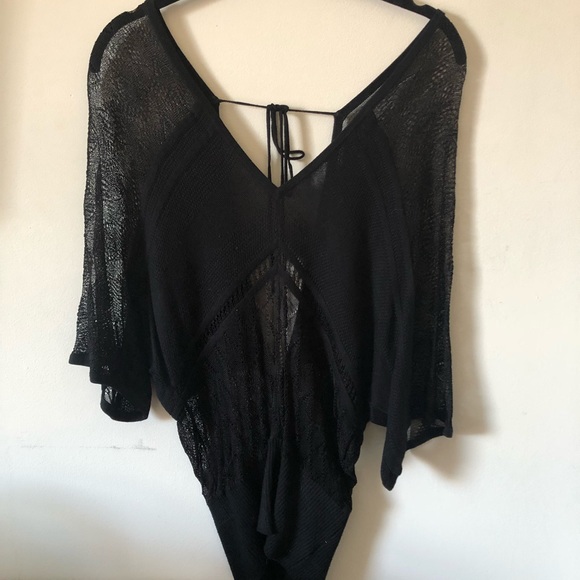 Black knit top - Picture 2 of 3